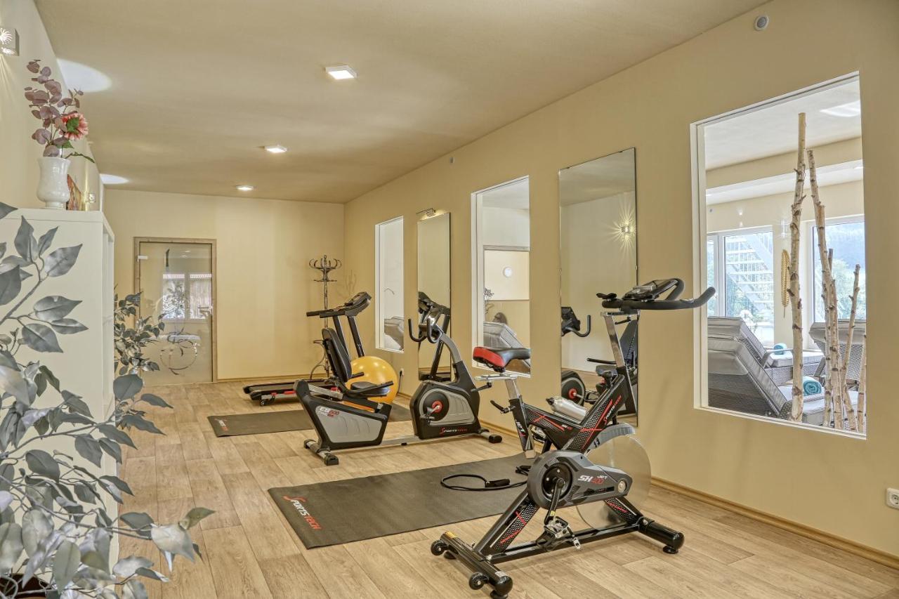 Wellnesshotel Deine Auszeit, Adults Only Акслах Экстерьер фото