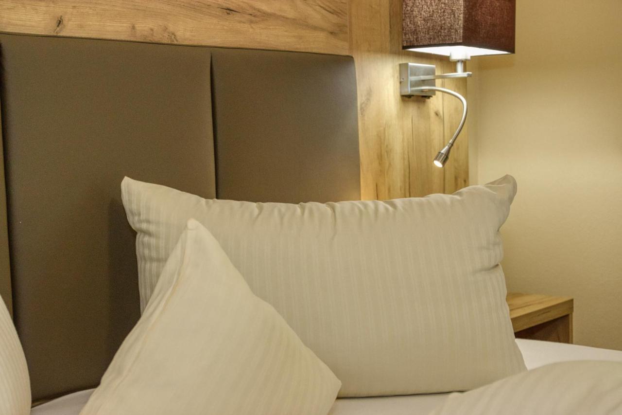 Wellnesshotel Deine Auszeit, Adults Only Акслах Экстерьер фото