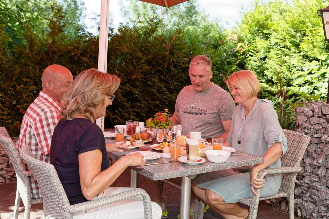 Wellnesshotel Deine Auszeit, Adults Only Акслах Экстерьер фото