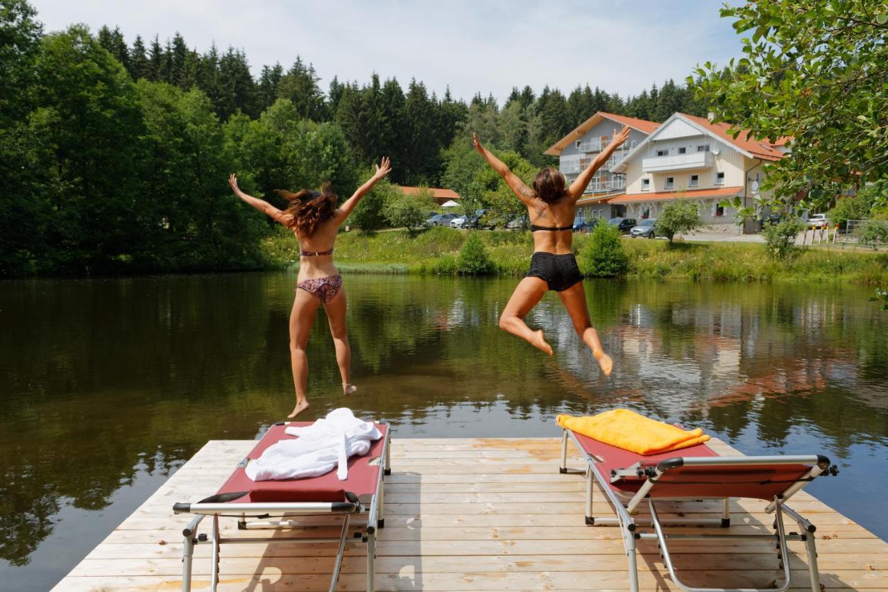Wellnesshotel Deine Auszeit, Adults Only Акслах Экстерьер фото