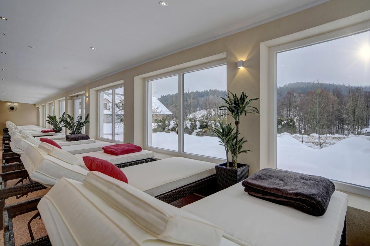 Wellnesshotel Deine Auszeit, Adults Only Акслах Экстерьер фото