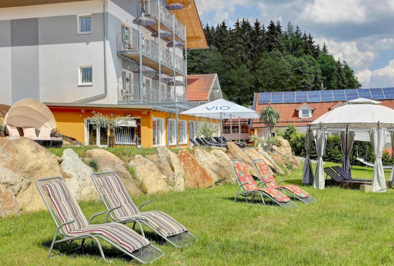 Wellnesshotel Deine Auszeit, Adults Only Акслах Экстерьер фото