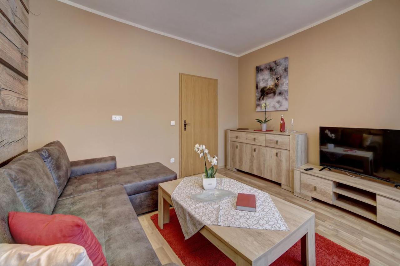 Wellnesshotel Deine Auszeit, Adults Only Акслах Экстерьер фото