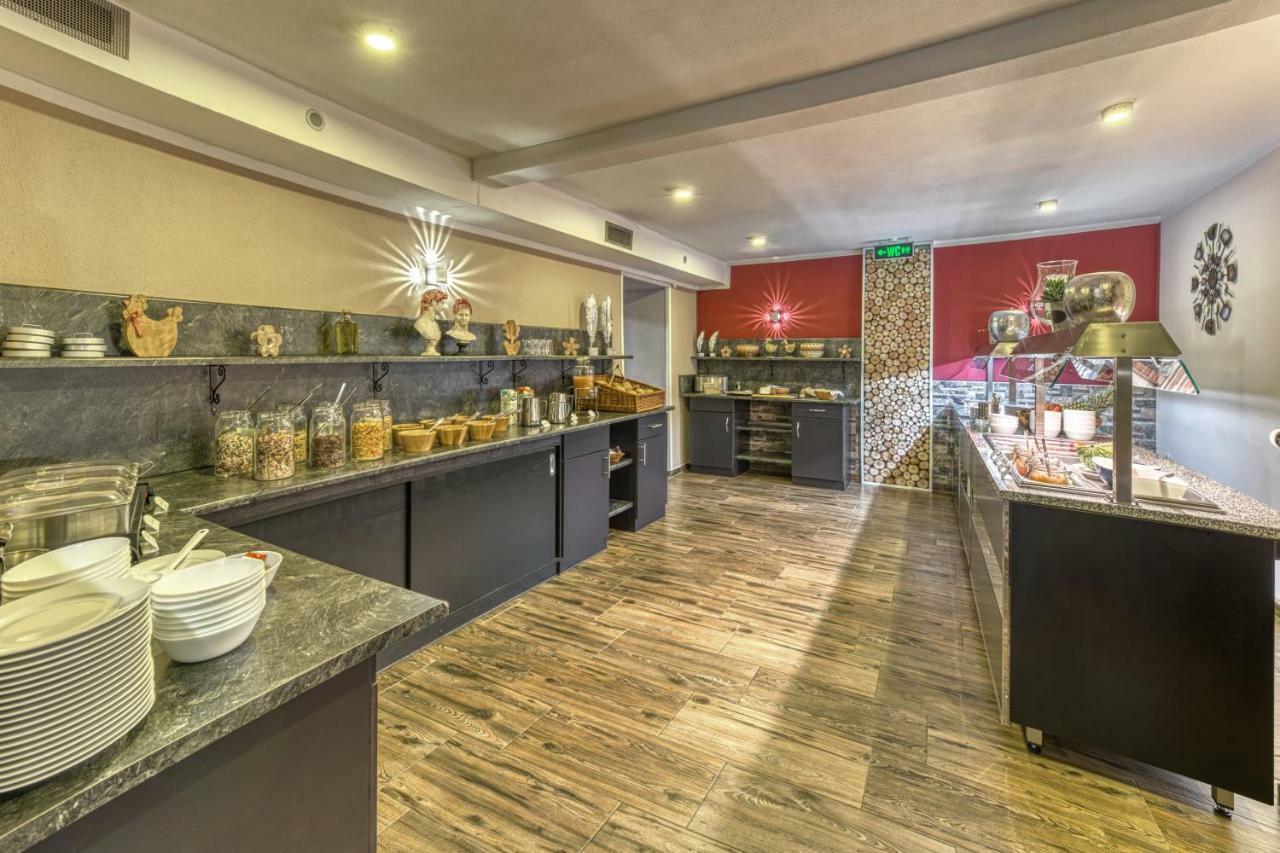 Wellnesshotel Deine Auszeit, Adults Only Акслах Экстерьер фото