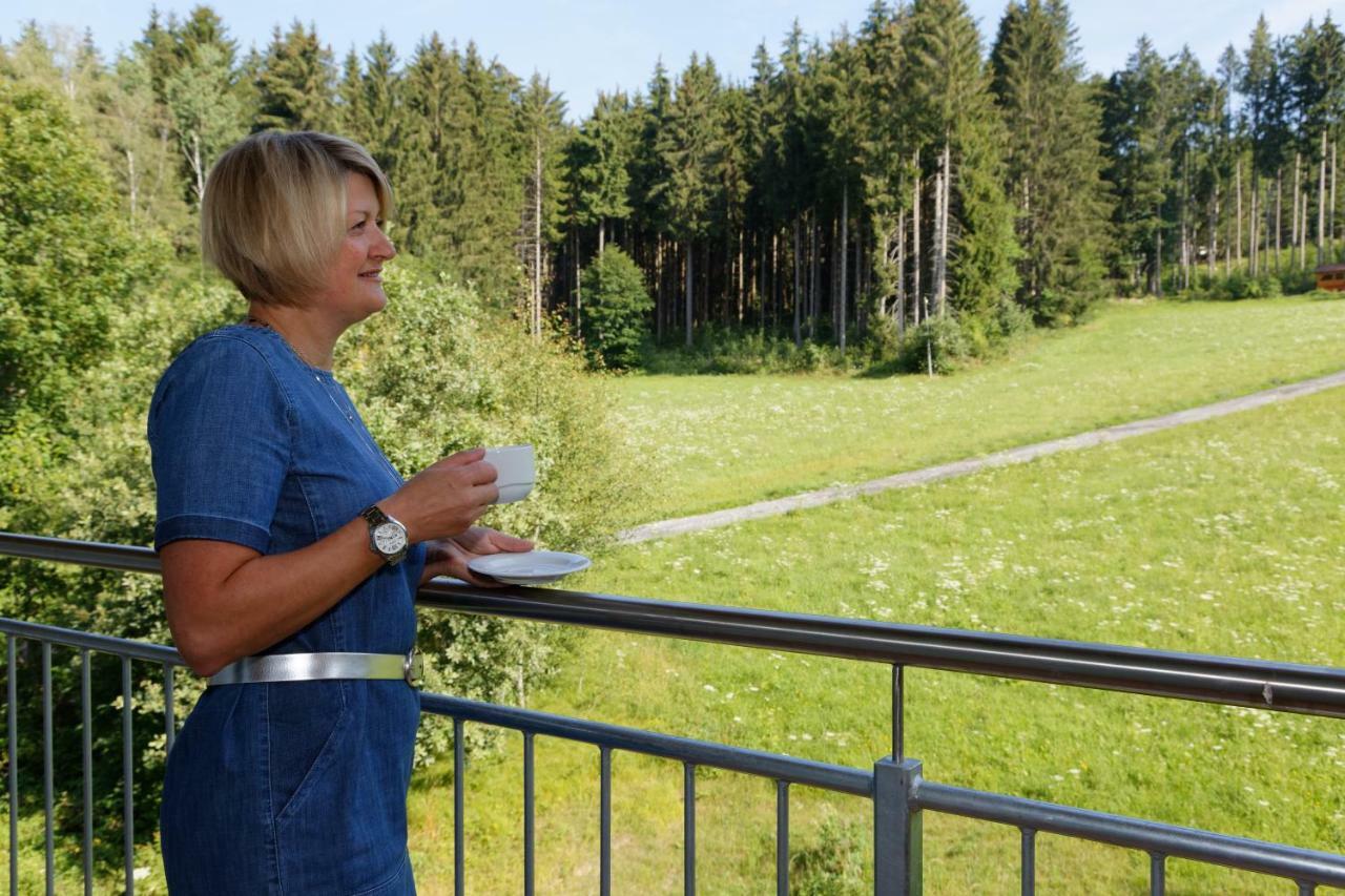Wellnesshotel Deine Auszeit, Adults Only Акслах Экстерьер фото