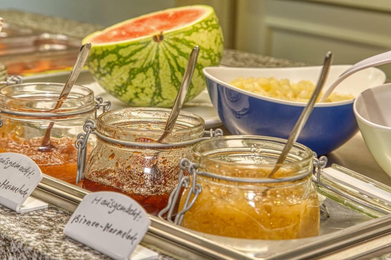 Wellnesshotel Deine Auszeit, Adults Only Акслах Экстерьер фото