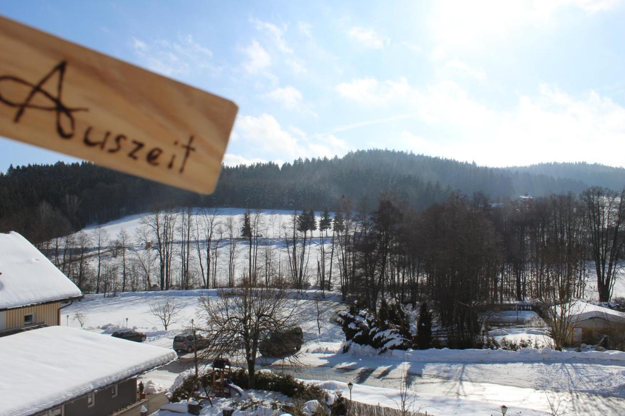 Wellnesshotel Deine Auszeit, Adults Only Акслах Экстерьер фото