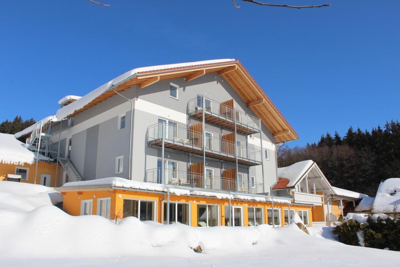 Wellnesshotel Deine Auszeit, Adults Only Акслах Экстерьер фото